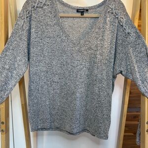 Express Heathered Gray V-Neck Tunic | NWOT | Serious Stretch